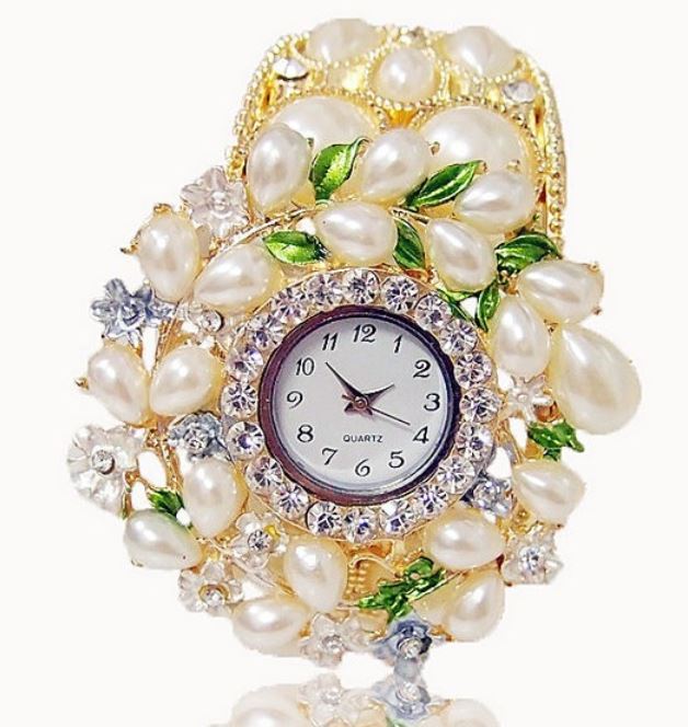 Bridal Watch Wedding Speacial Watch Pearl Crystal Bangle Ladies Floral Stylish Golden Fashion